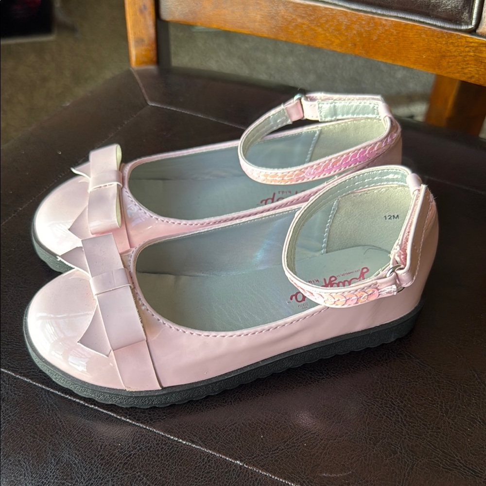 New, Girls Jellypop Pink Dress Shoes with Bow and Ankle Strap